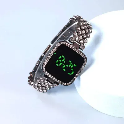 New Trend Fashion Steel Chain Diamond Women Watch Full Diamond Touch Screen LED Water Diamond Bracelet Watch (black) - Image 2