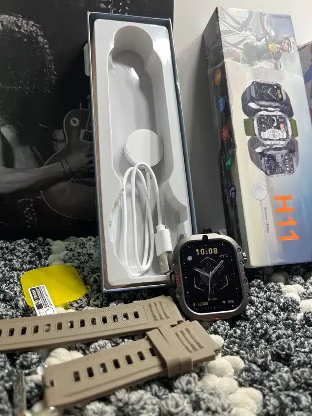 H11 Sports smart watch - Image 4