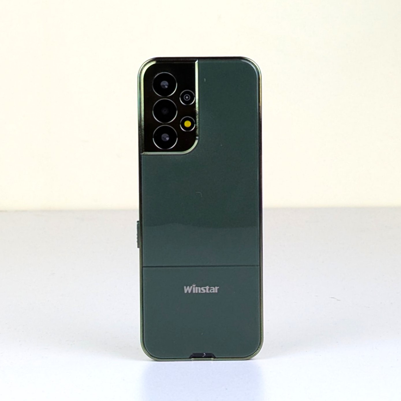 Winstar W7000 Type C charging - Image 4